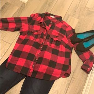 Comfy Maurices Pink and black flannel